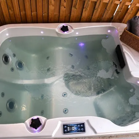 The Hidden Gem 4* Vasilias (Skiathos)