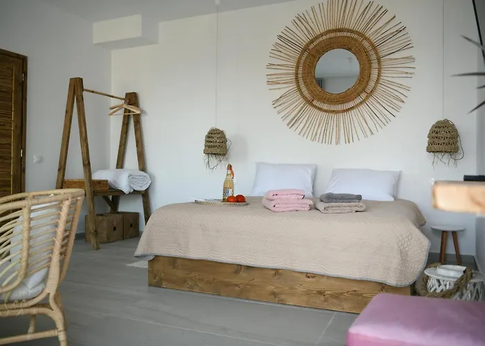 The Hidden Gem Aparthotel Vasilias (Skiathos)