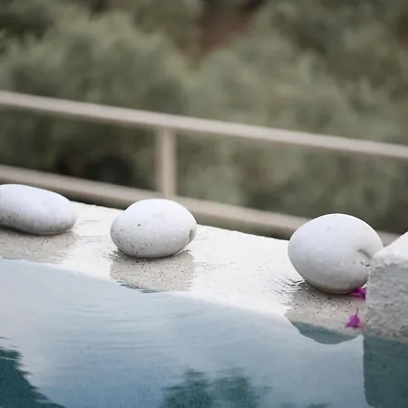 The Hidden Gem Aparthotel 4*