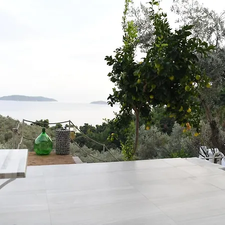 The Hidden Gem Aparthotel 4*