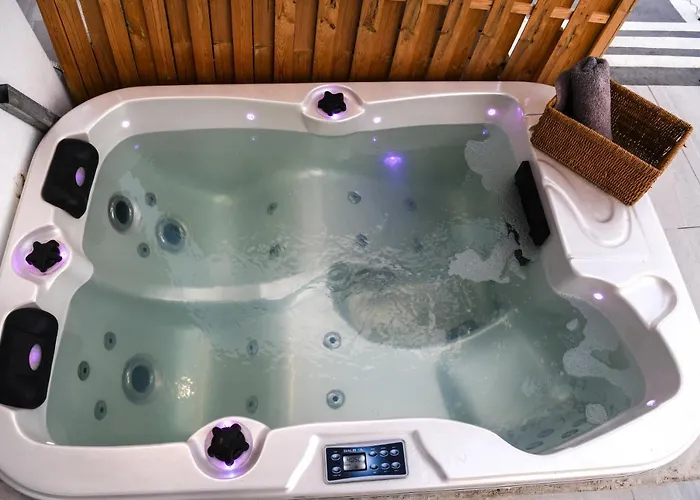 The Hidden Gem 4* Vassilias