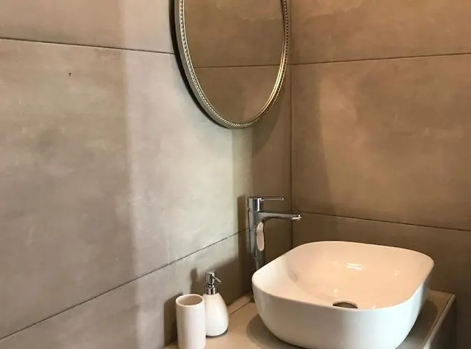 アパートホテル The Hidden Gem 4*